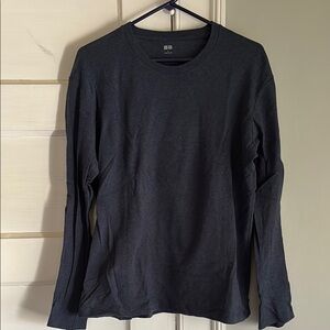 Uniqlo Black Long Sleeve Tee Versatile Comfort